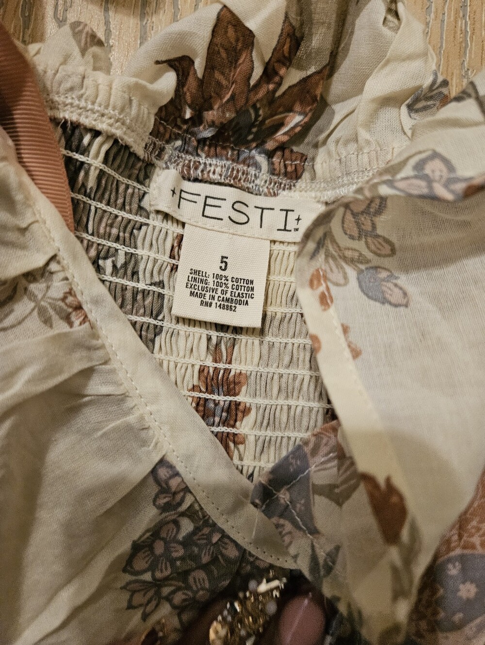Floral Off-Shoulder Maxi Dress in Cream - Picture 3 of 4